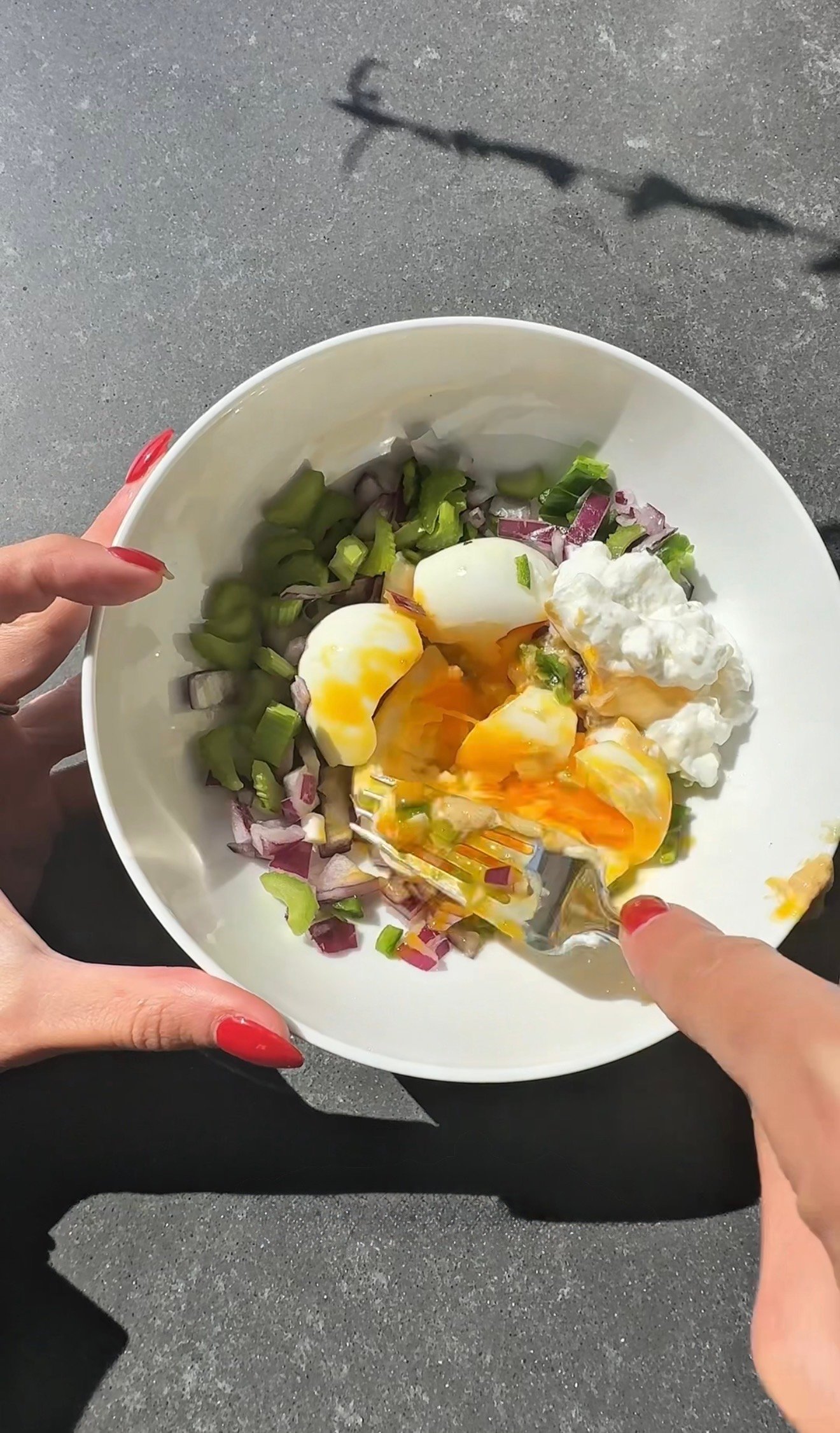 Creamy Greek yogurt egg salad with red pepper jalapeño and red onion for crispy open faced toastie